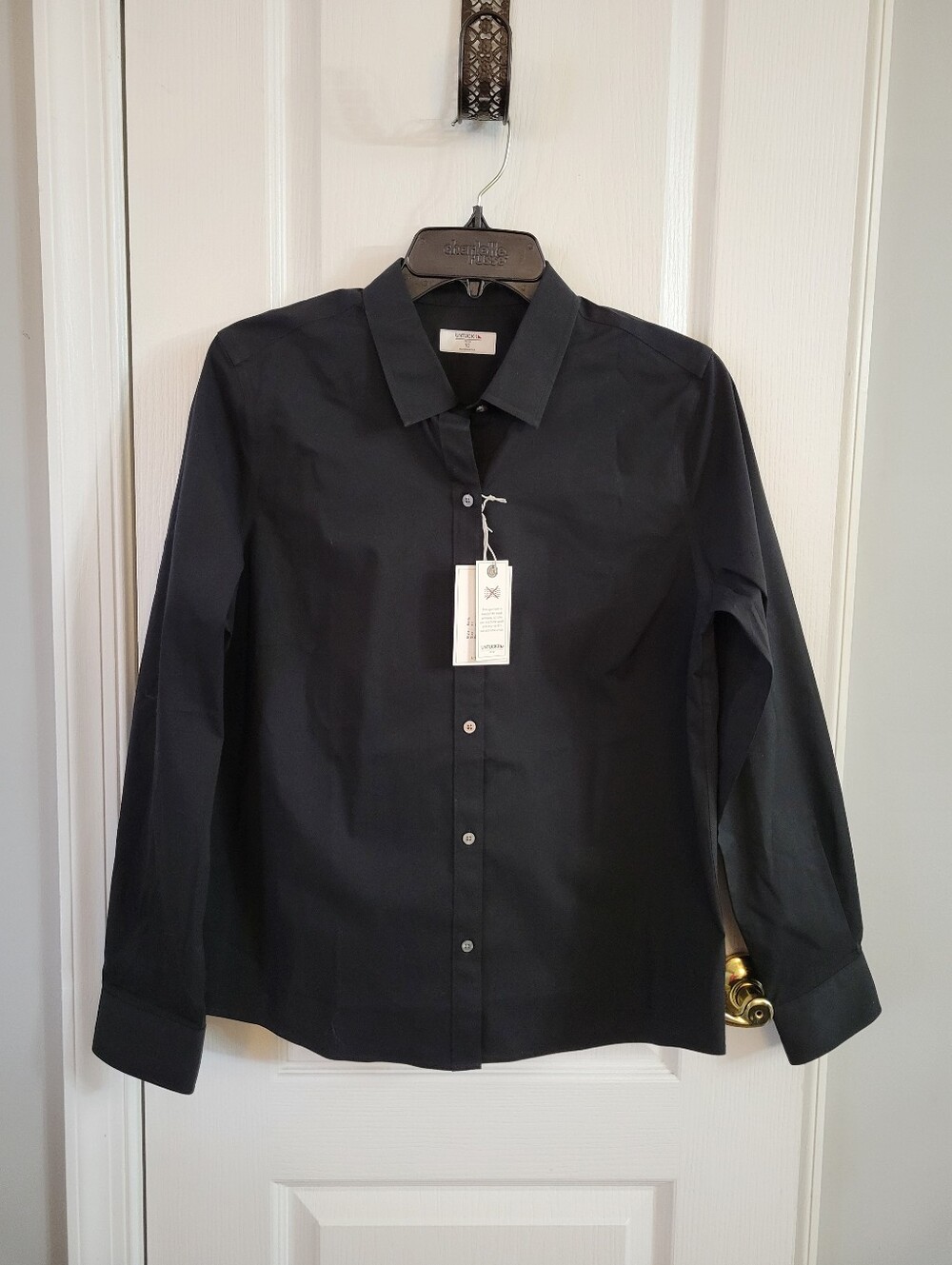 NWT UNTUCKit Bella Black Wrinkle Resistant Long Sleeve Button Down Shirt 10